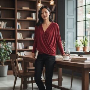 Umgee Women’s Blouse Burgundy V-neck Pleated & Twisted Top Size-M GUC